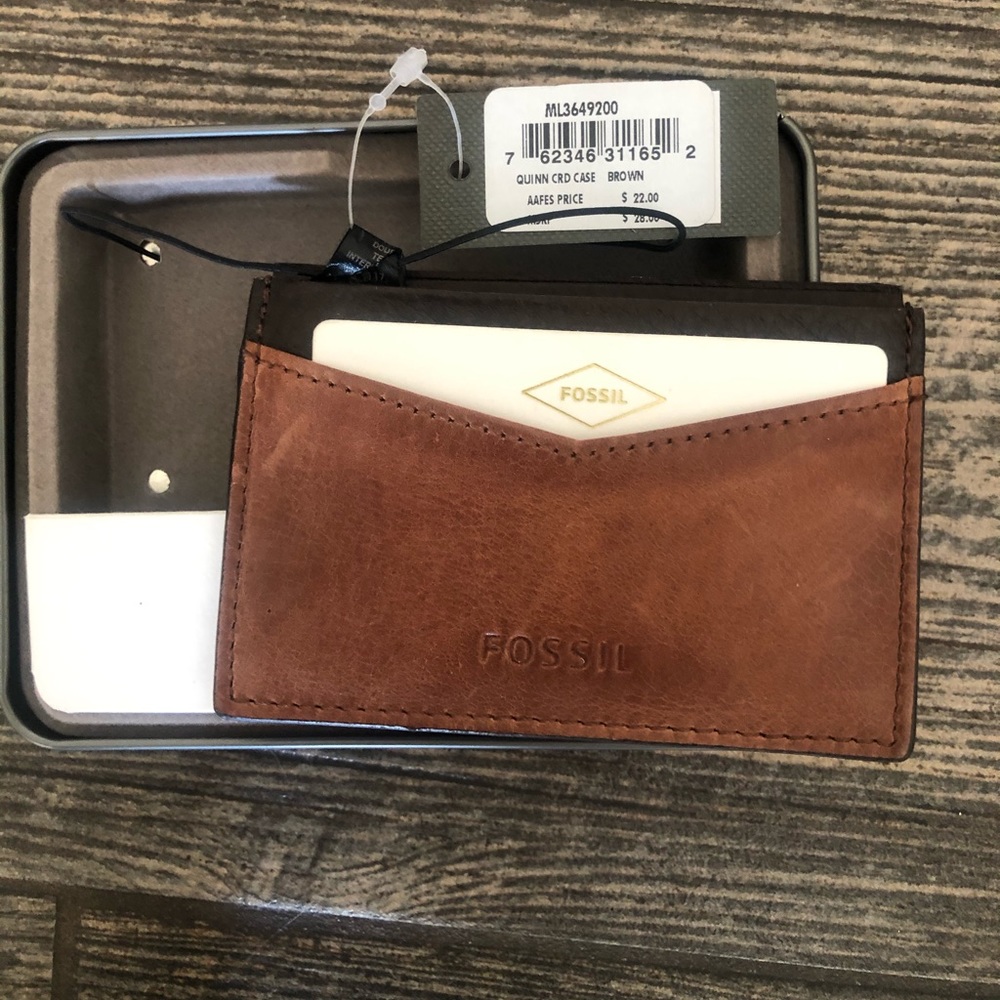 Fossil wallet